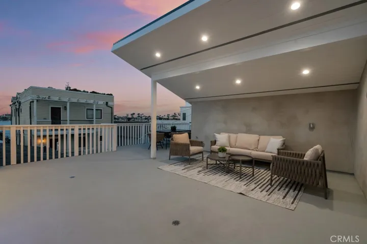 3rd Floor Rooftop Cabana