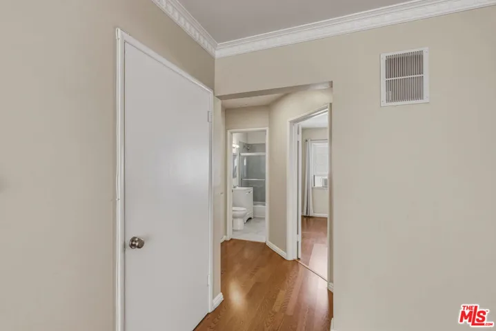 1643 N Formosa Avenue 5, Los Angeles, California 90046