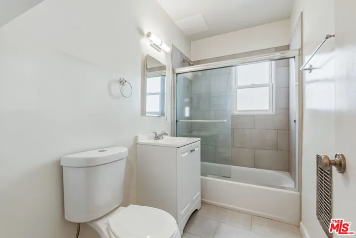 1643 N Formosa Avenue 5, Los Angeles, California 90046