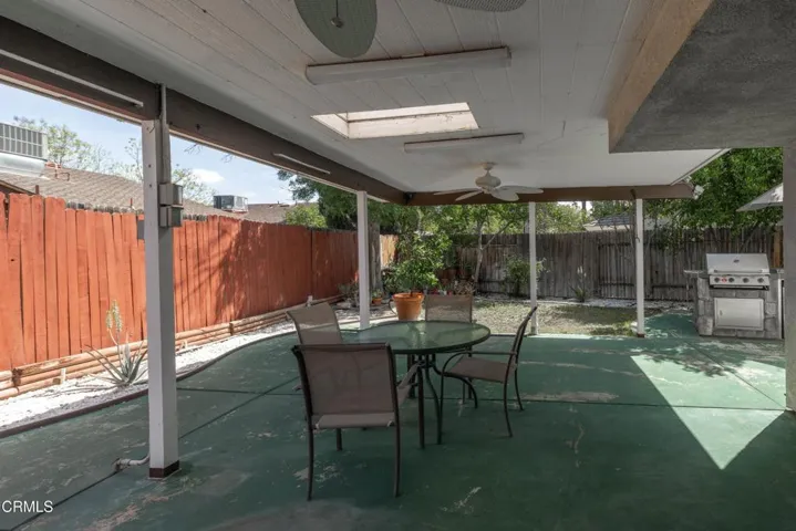 37_back_exterior_5