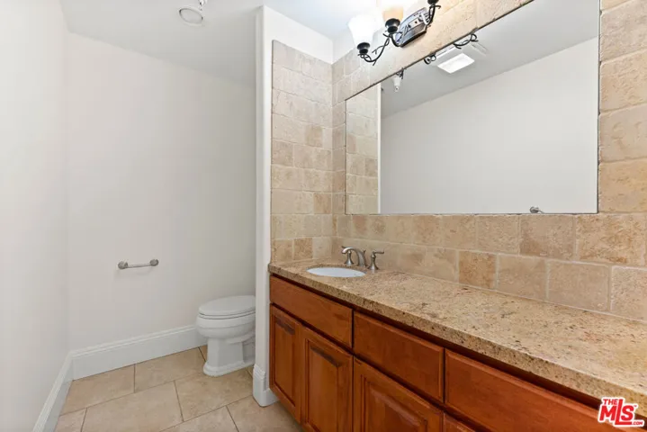 Powder bath