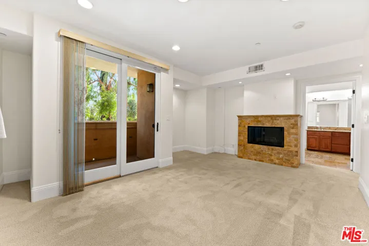 16123 W Sunset Boulevard 101, Pacific Palisades, California 90272