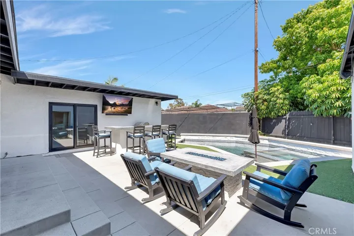 2916 Charlemagne Avenue, Long Beach, California 90815