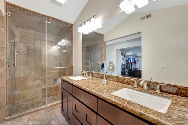 2916 Charlemagne Avenue, Long Beach, California 90815