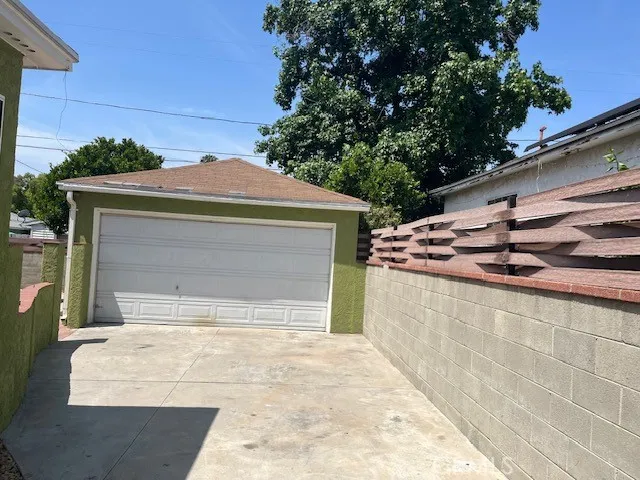 driveway garage