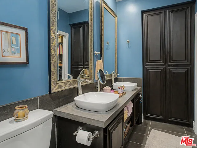 8675 Falmouth Avenue 110, Playa Del Rey, California 90293