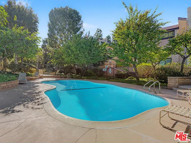 8675 Falmouth Avenue 110, Playa Del Rey, California 90293