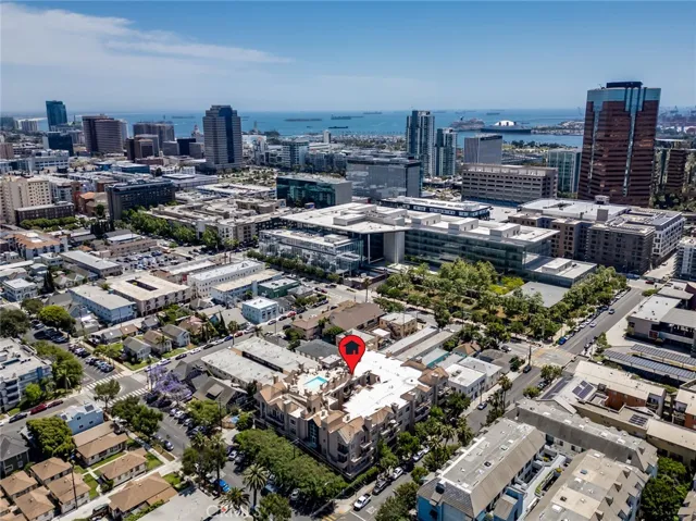 640 W 4th 315, Long Beach, California 90802