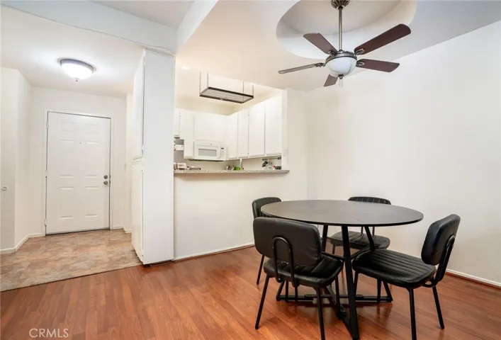 640 W 4th 315, Long Beach, California 90802