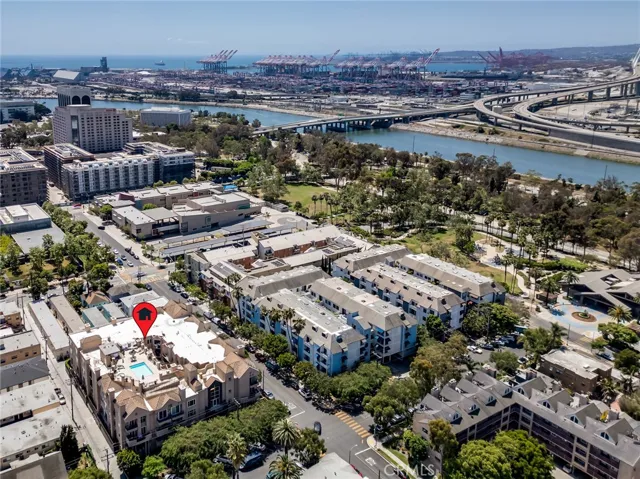 640 W 4th 315, Long Beach, California 90802