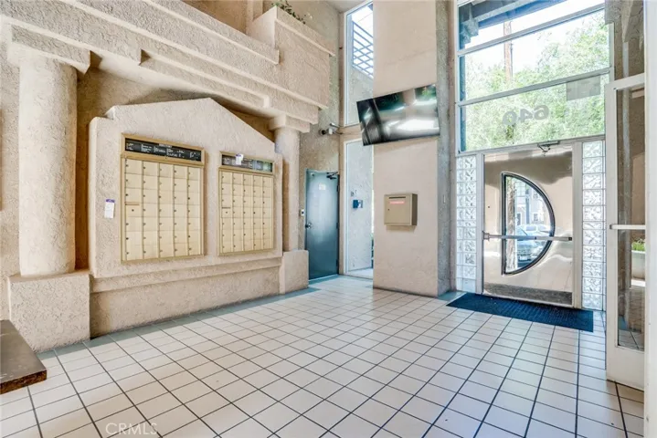640 W 4th 315, Long Beach, California 90802