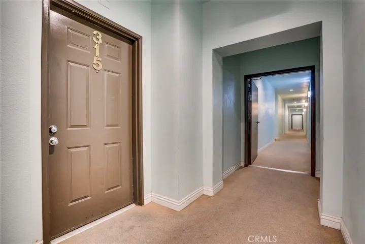 640 W 4th 315, Long Beach, California 90802