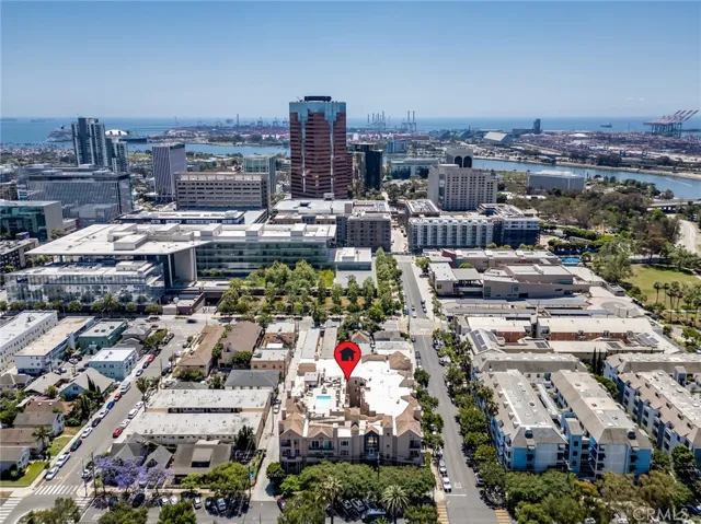640 W 4th 315, Long Beach, California 90802