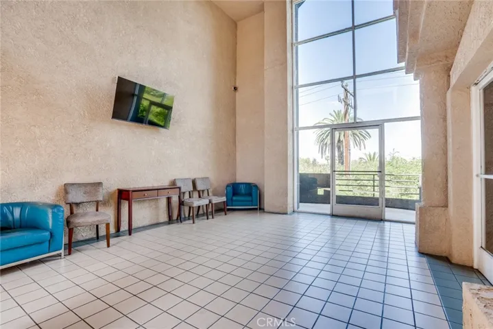 640 W 4th 315, Long Beach, California 90802