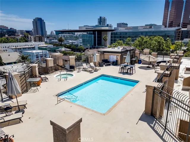640 W 4th 315, Long Beach, California 90802