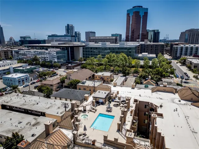 640 W 4th 315, Long Beach, California 90802