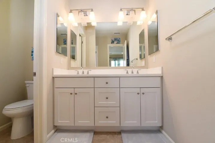 84 Painted Trellis, Irvine, California 92620