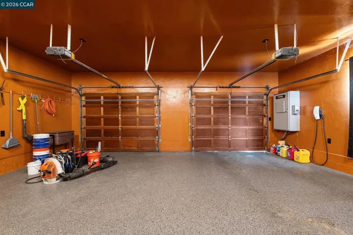 Main House Garage