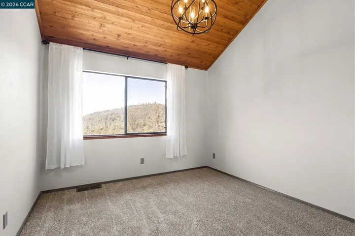 130 Mountain Oak Road, Oroville, California 95966