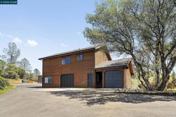 ADU/Garage Front