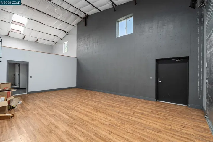 Flex Room