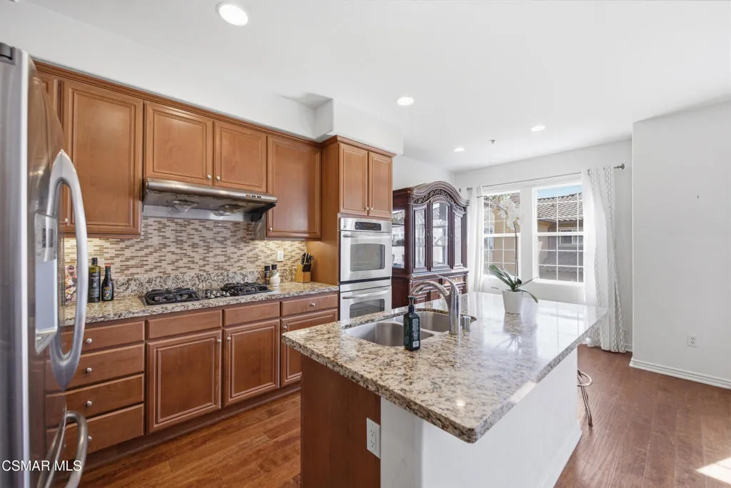 332 E Hilltop Way Thousand Oaks-217