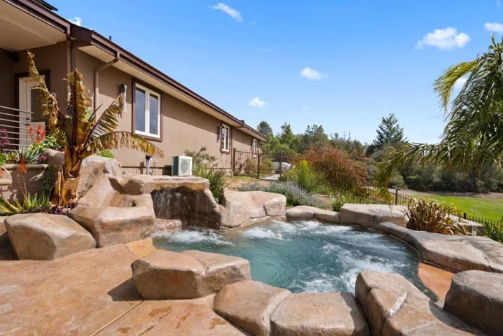 1061 Summit Road, Watsonville, California 95076