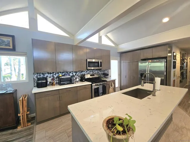 1120 Pepper, El Cajon, California 92021