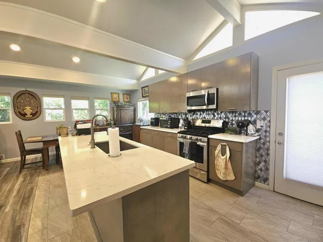 1120 Pepper, El Cajon, California 92021
