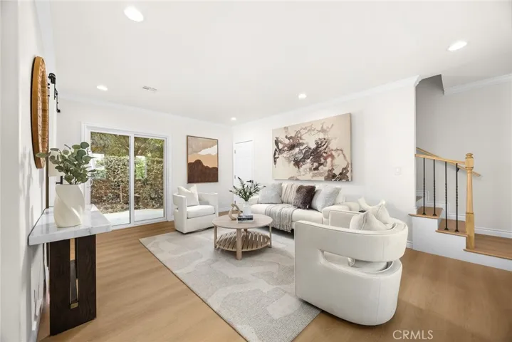 2335 S 6th Avenue, Arcadia, California 91006