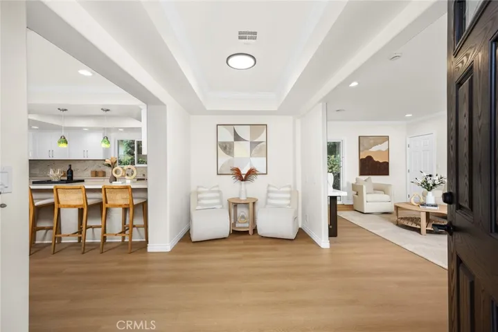 2335 S 6th Avenue, Arcadia, California 91006