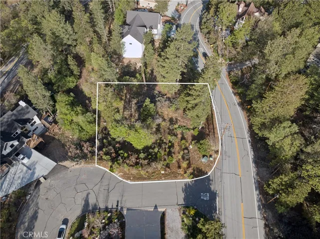 lot lines are approximate.