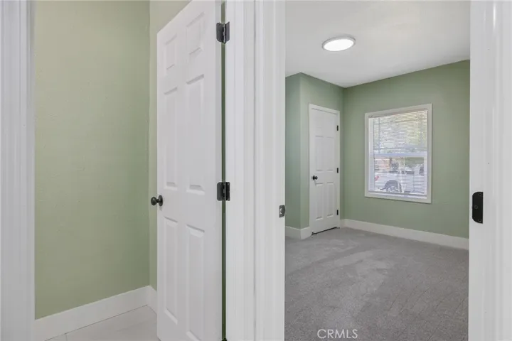 1247 N Ferger Avenue, Fresno, California 93728