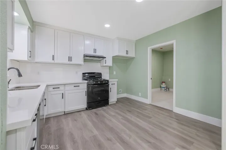 1247 N Ferger Avenue, Fresno, California 93728