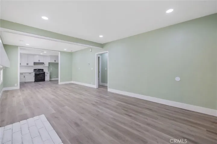 1247 N Ferger Avenue, Fresno, California 93728