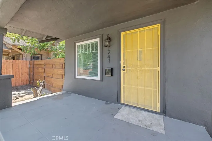 1247 N Ferger Avenue, Fresno, California 93728