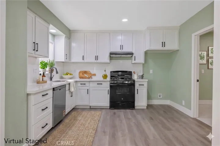 1247 N Ferger Avenue, Fresno, California 93728