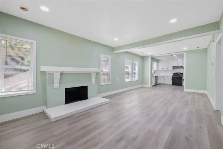 1247 N Ferger Avenue, Fresno, California 93728