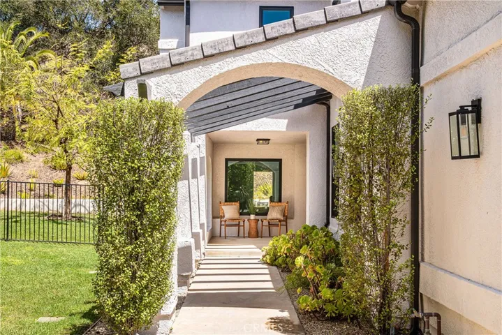 5729 Stone Mountain, Westlake Village, California 91362