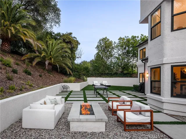 5729 Stone Mountain, Westlake Village, California 91362
