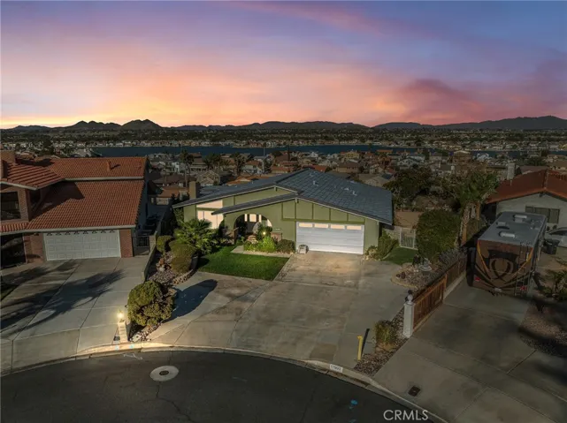 17990 Fremontia, Victorville, California 92395
