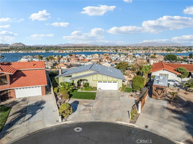 17990 Fremontia, Victorville, California 92395