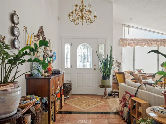 17990 Fremontia, Victorville, California 92395
