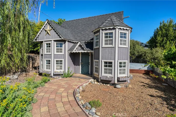 5568 Teton, Kelseyville, California 95451