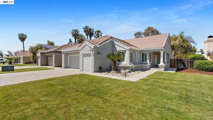 1090 Saint Andrews Dr, Discovery Bay, California 94505