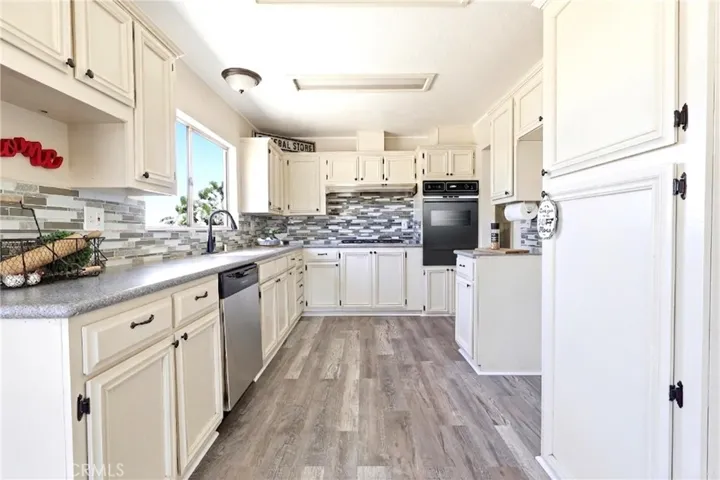 4334 Sunset, Phelan, California 92371