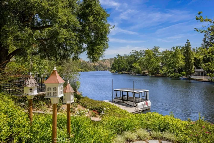 2210 Triunfo, Agoura Hills, California 91301