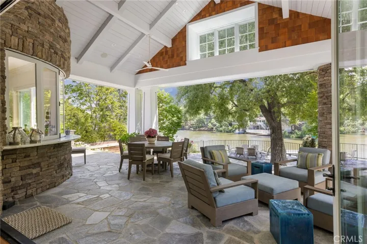 2210 Triunfo, Agoura Hills, California 91301