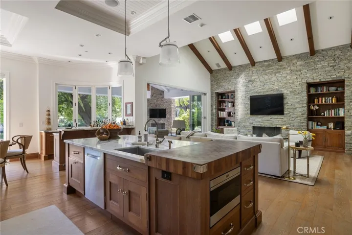 2210 Triunfo, Agoura Hills, California 91301