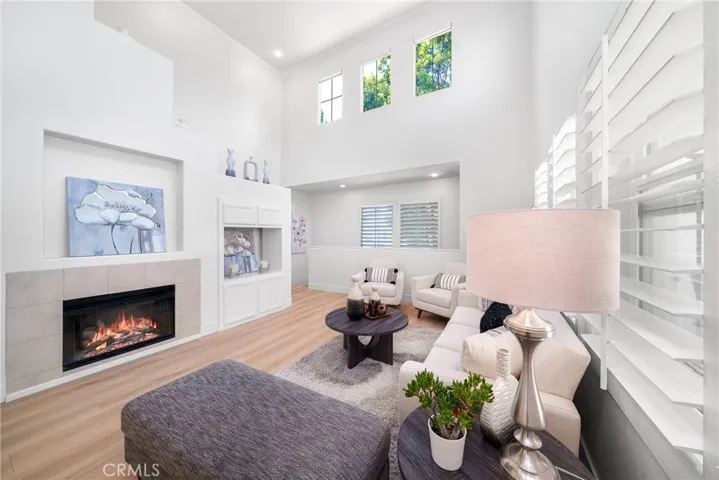 Bright and shine living room